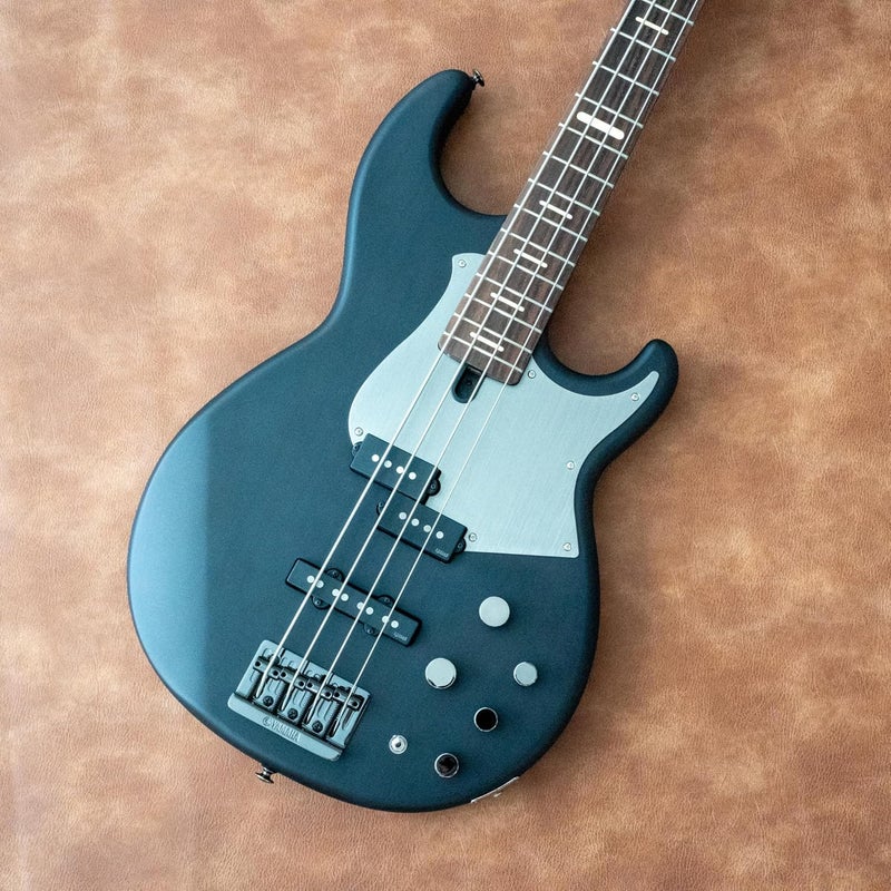 Hemiola Pickguard for Yamaha BB Series Bass Guitars, Gray Chrome Anodized, Compatible with 4 String BB234/434/734A/P34 Models, 1 Unit - Image 2